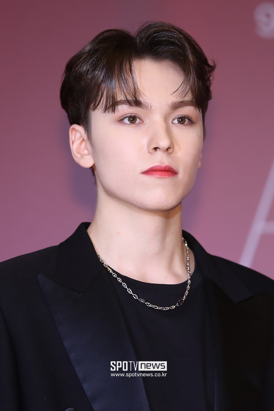 [포토S] 세븐틴 버논, 아름다운 속눈썹