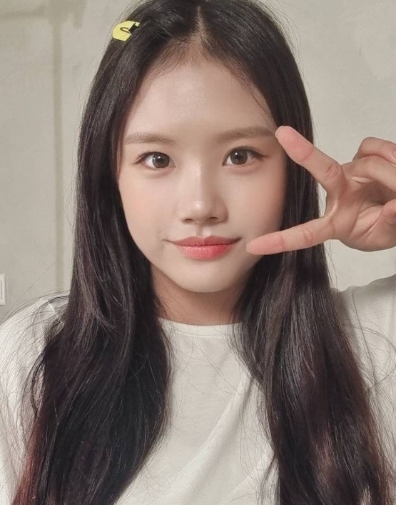 '이동국♥' 이수진 "핸드폰에 온통 딸 재시뿐"…그 미모면 셀카 참기 어렵지