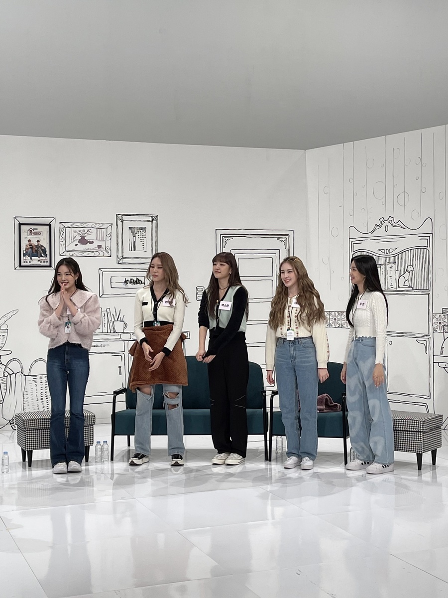 '아돌라스쿨' 위클리 지한, 소름돋는 '초콜릿 감별사'…"'세상에 이런 일이' 나가야"