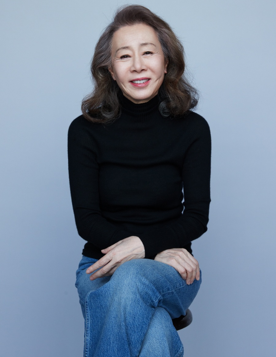 윤여정, 금관문화훈장 수훈…대중문화예술상 12년 만에 처음