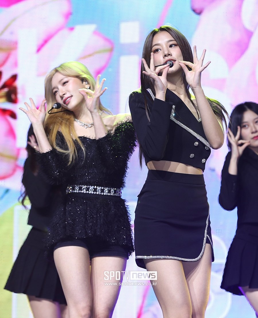 [포토S] 라붐 솔빈, '키스 키스~'