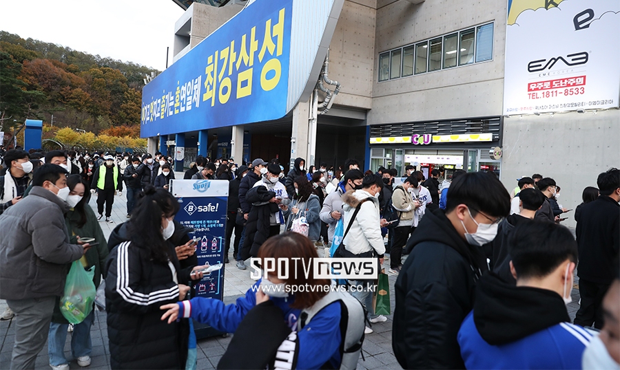 [포토S] 라팍에서 열리는 첫 가을야구, 많은 팬들로 가득