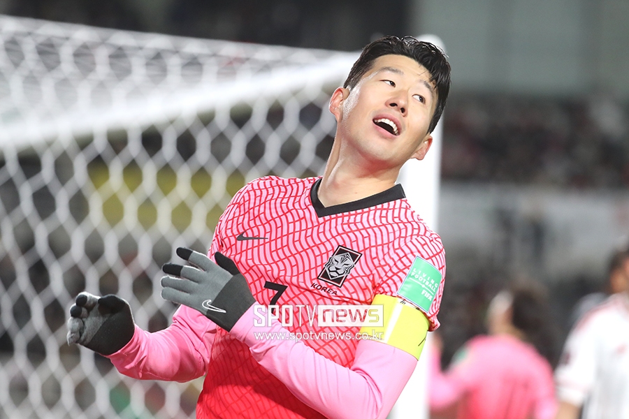 [포토S] 손흥민, '아 미치겠네'