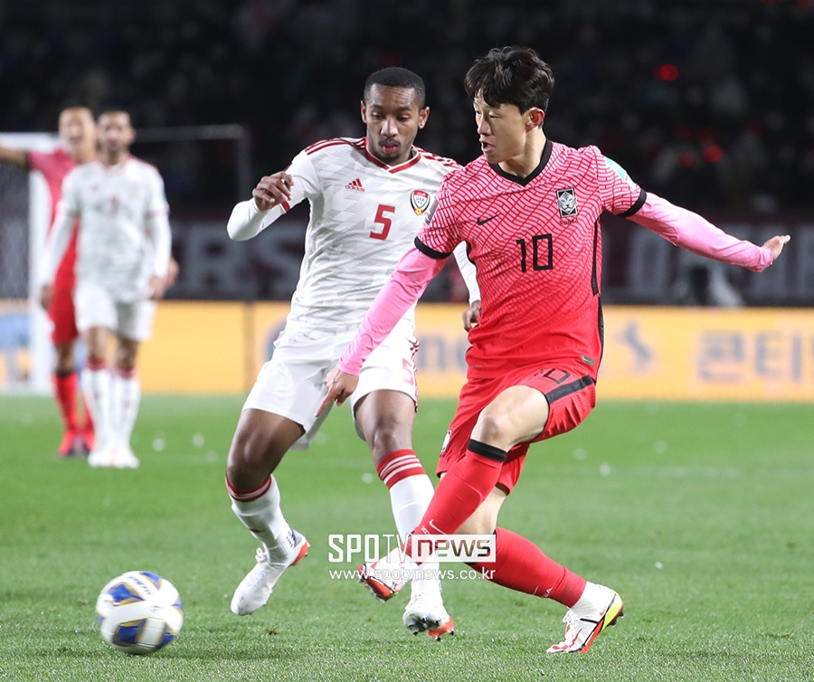 [포토S] 이재성, 가볍게 패스