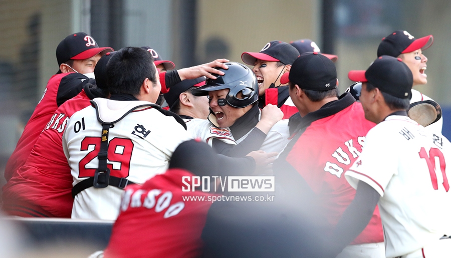 [포토S] 덕수고, '다시 동점이다'