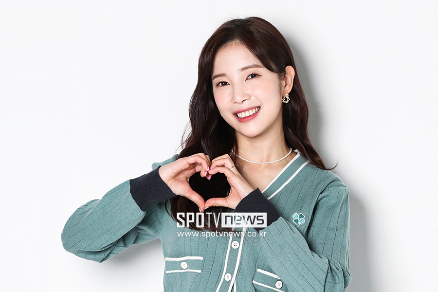 [단독]에이프릴 윤채경 "첫 연극, 스스로 이겨내는 공연 되길"(인터뷰①)