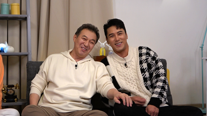 장민호 "수영강사 시절, 어머님들 마음 사로잡아…무대서 도움 돼"('옥문아')