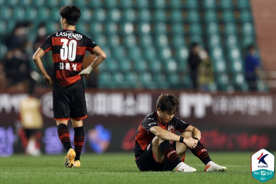 [ACL REVIEW] '20초 만 충격 실점' 포항, 알 힐랄에 0-2 패배…12년 만에 우승 실패