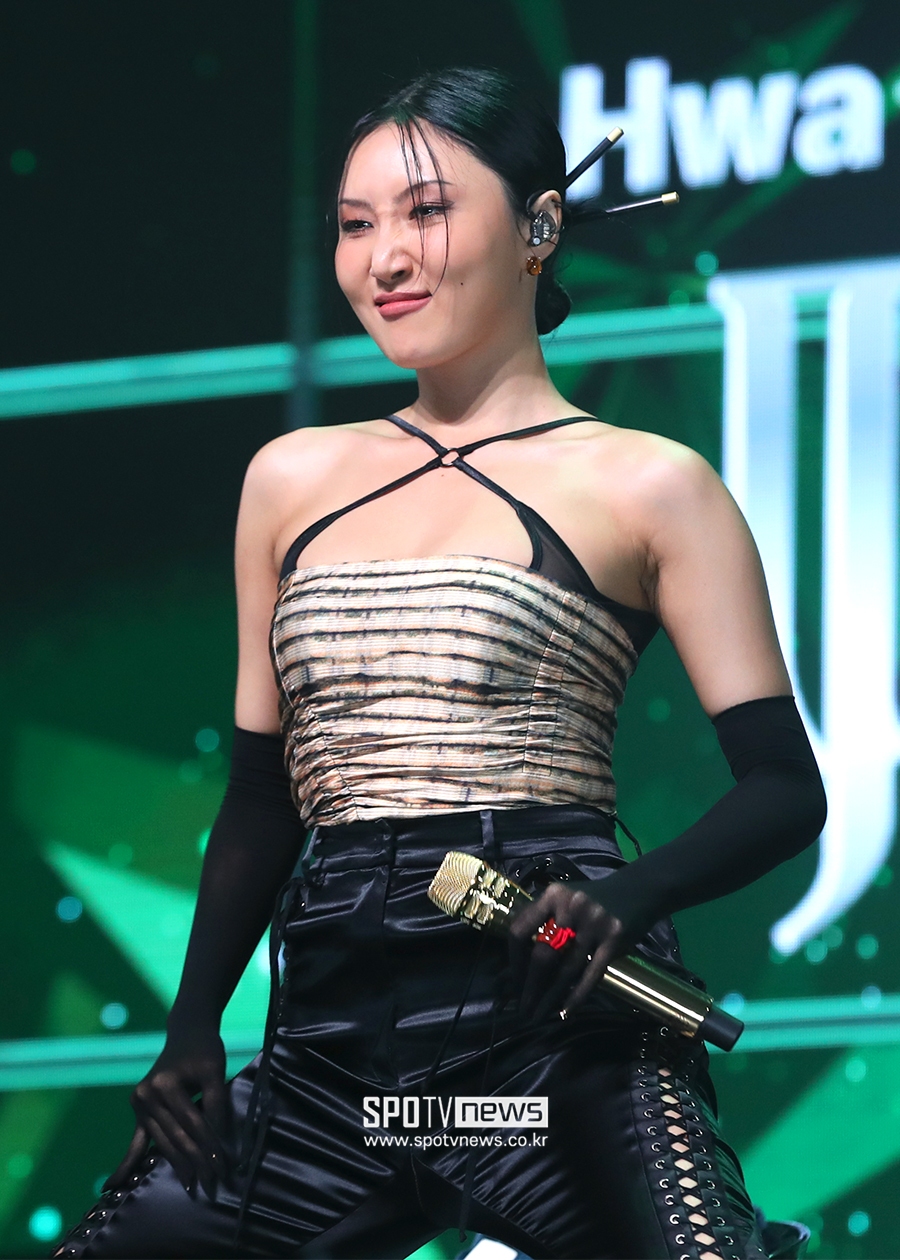 [포토S] 화사, 느낌 충만한 표정