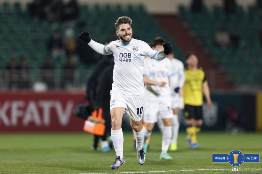 [FA컵 REVIEW] '라마스 PK골' 대구, 전남에 1-0 승…FA컵 우승 파란불 '기선제압'