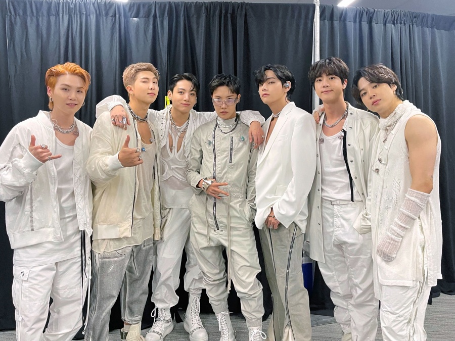 [LA 현장]방탄소년단, 2년 만의 감격…"아미는 우리 존재의 증거"(종합)