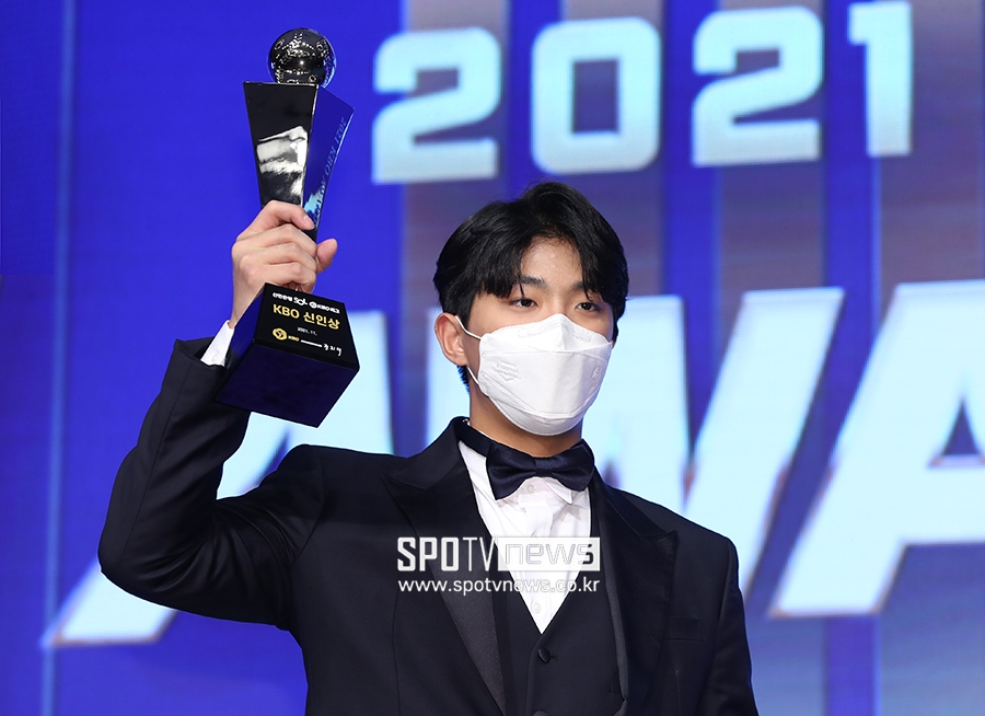 [포토S] 이의리, 2021시즌 최고의 신인!