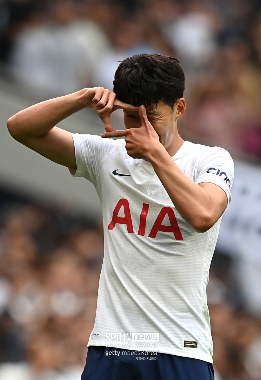 역시! 손흥민, 올해 최고 공격수 10인…호날두-메시-네이마르 경쟁 (ESPN)