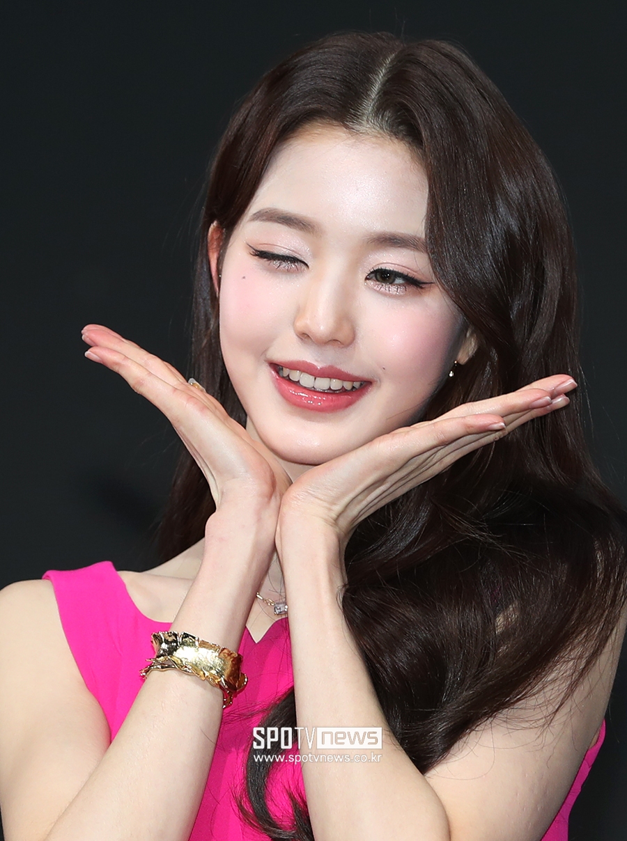 [포토S] 아이브 원영, '엔딩 요정 기대하세요'
