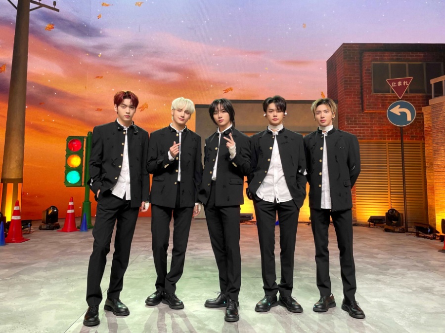 투모로우바이투게더, 日 후지TV '2021 FNS 가요제' 첫 출연