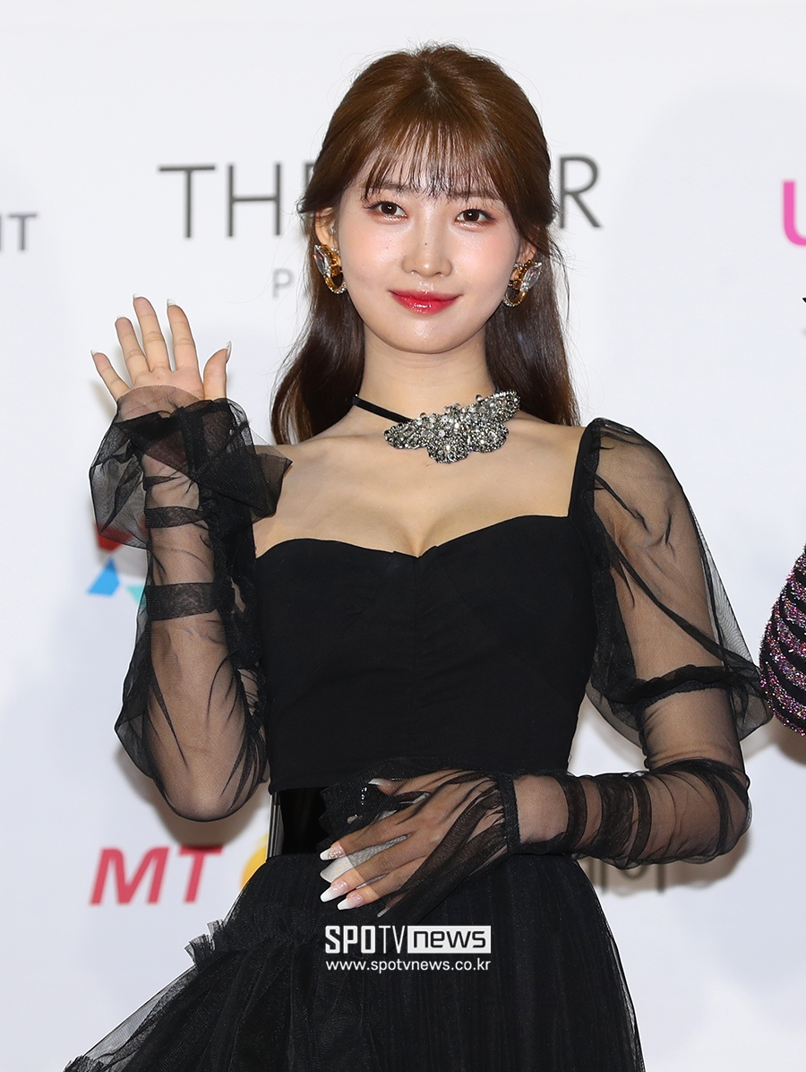 [포토S] 에버글로우 시현, 블랙 시스루