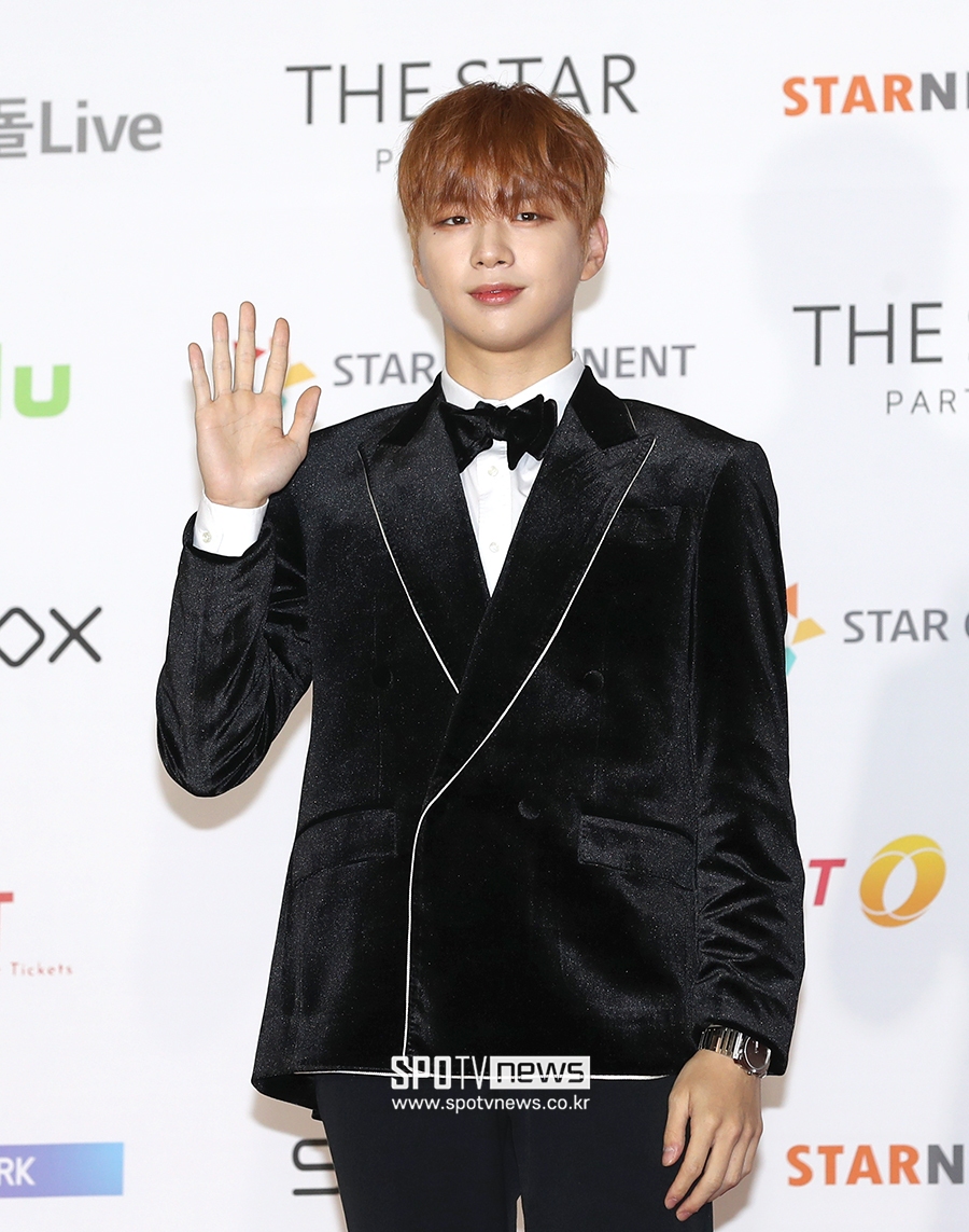 [포토S] 강다니엘, '더 멋있어졌네!'