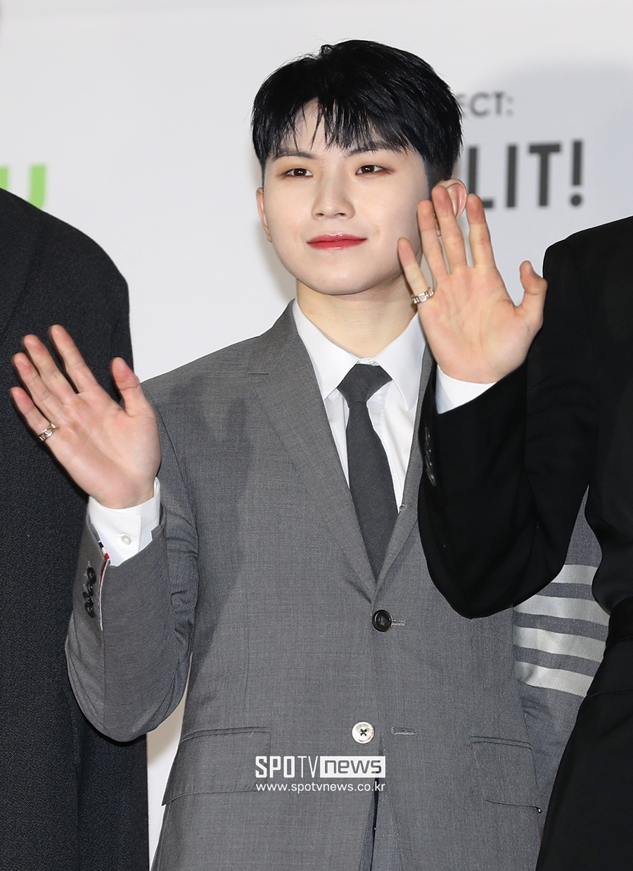 [포토S] 세븐틴 우지, 투명한 피부