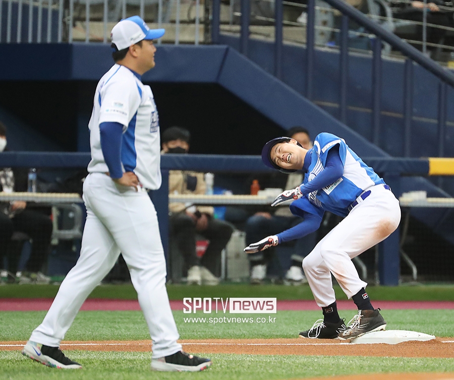 [포토S] 신난 임찬규, 페르난데스 빙의