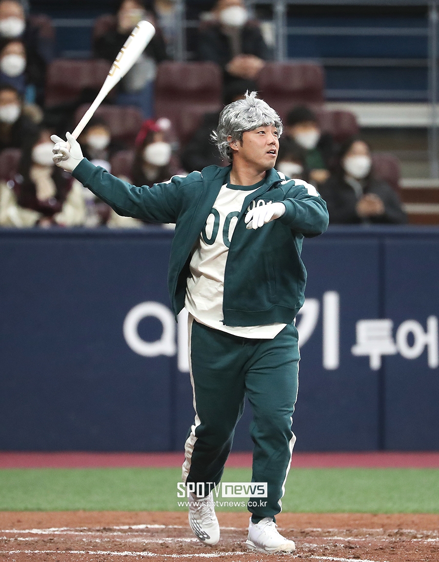 [포토S] 김민수, '내가 못 치면 다 죽어!'