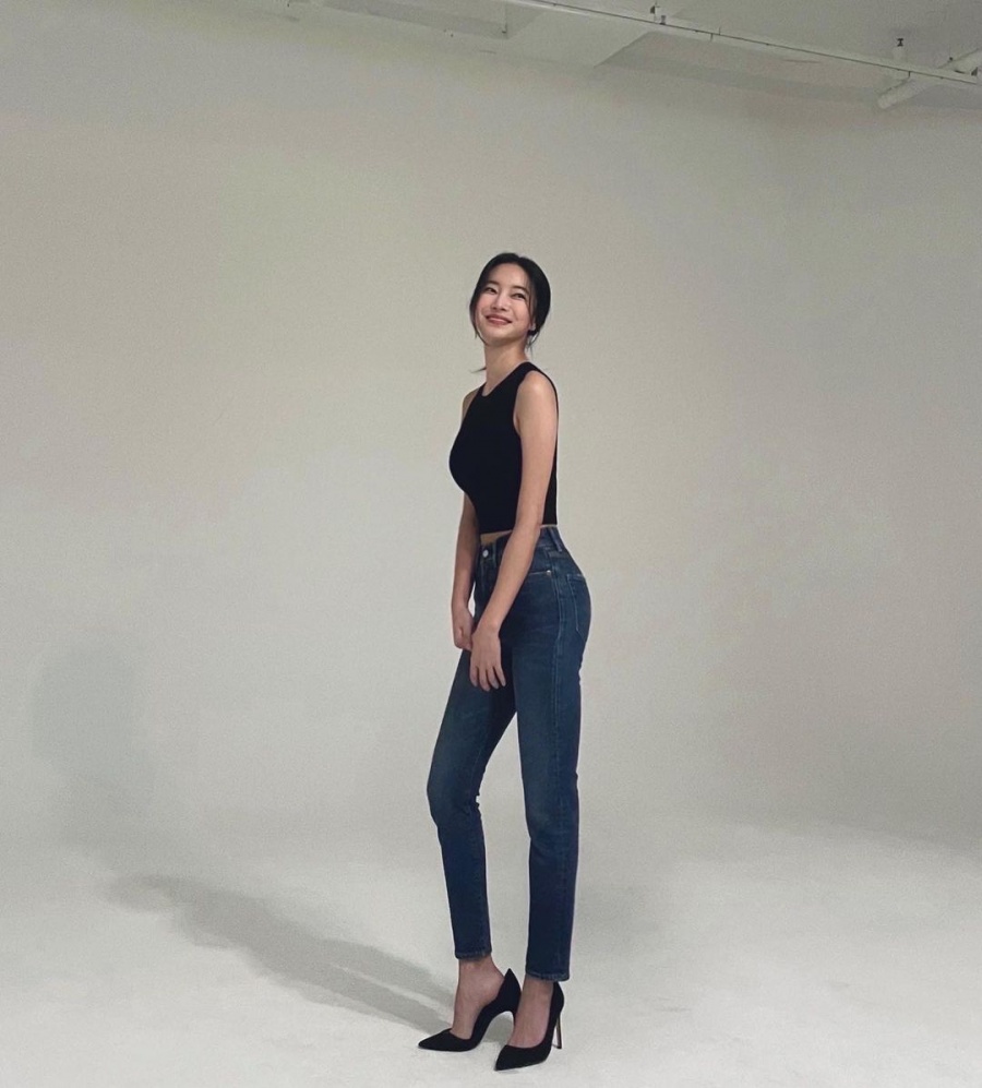 김윤지, 감자튀김 매일 먹고도 가능한 콜라병 몸매…무보정이 美쳤네