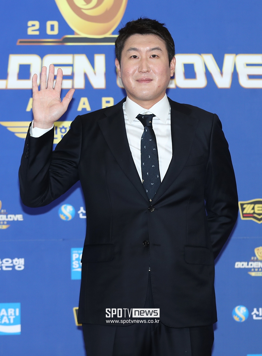 [포토S] 유한준, 반듯한 형님 이미지