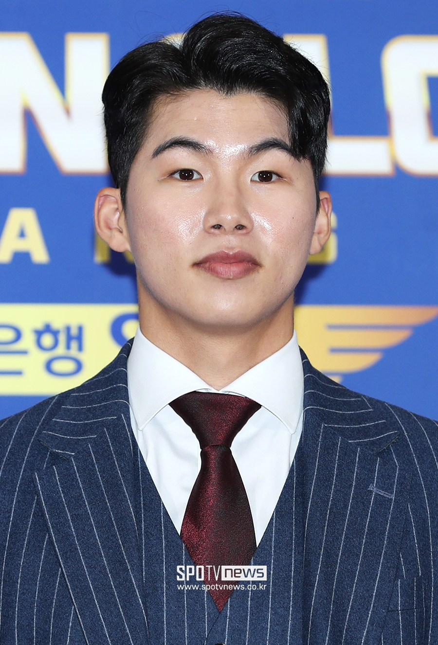 [포토S] 김혜성, '야구장에서와 다른 모습'