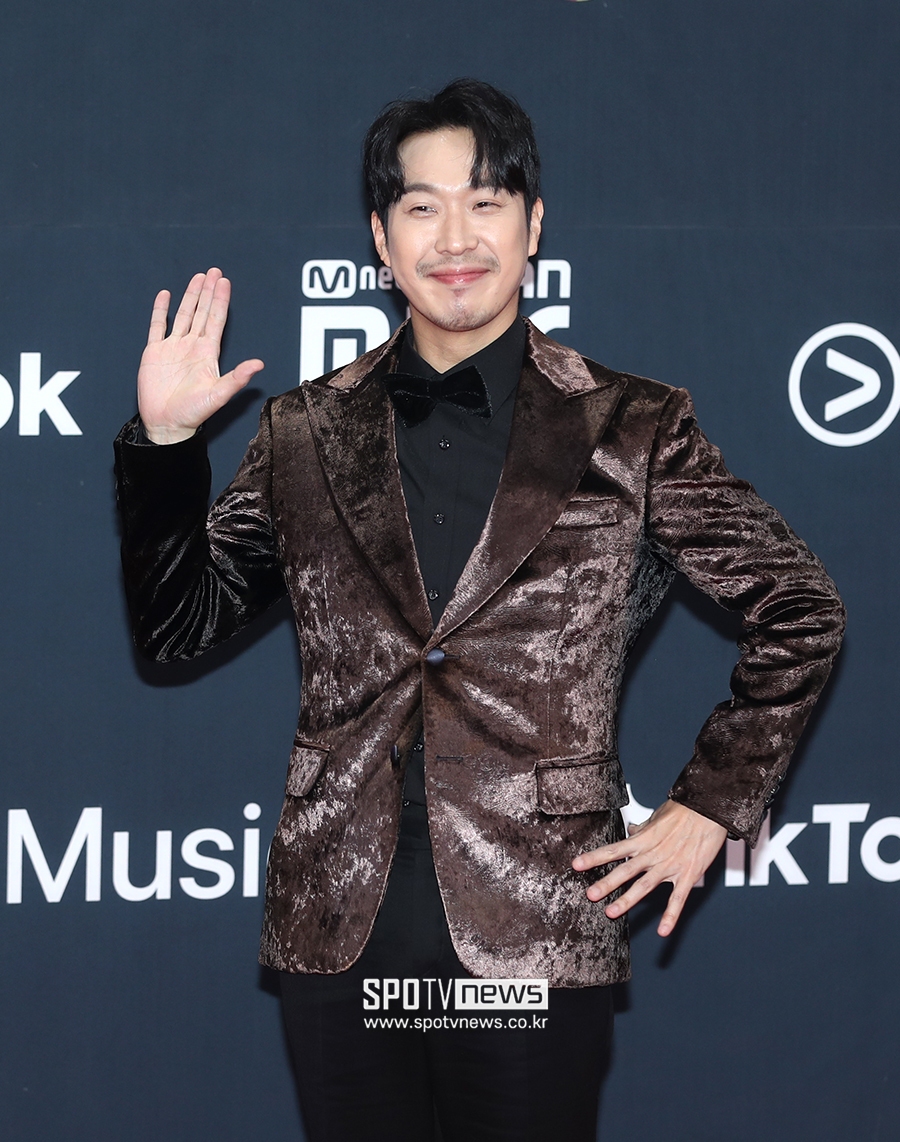 [포토S] 하하, 유쾌한 손인사