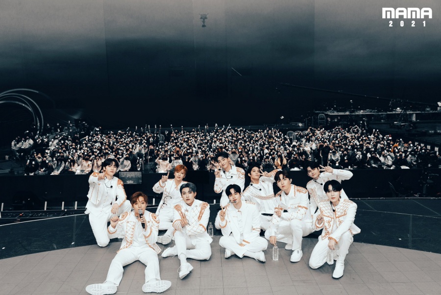 "지금 우리 다시 만나"…워너원, '2021 MAMA'로 새로 쓴 눈물의 역사