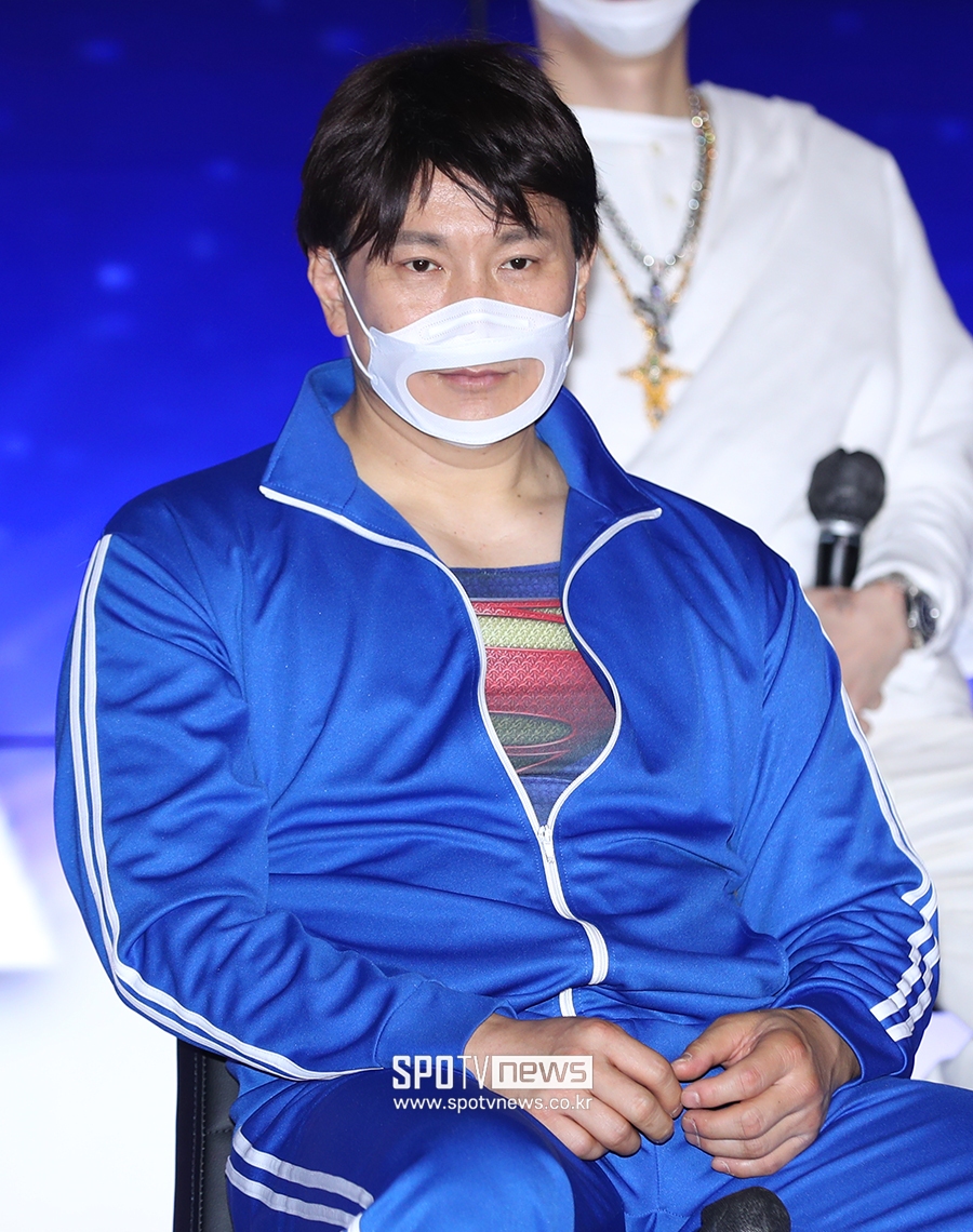 [포토S] 더원, 완벽한 '부캐' 변신