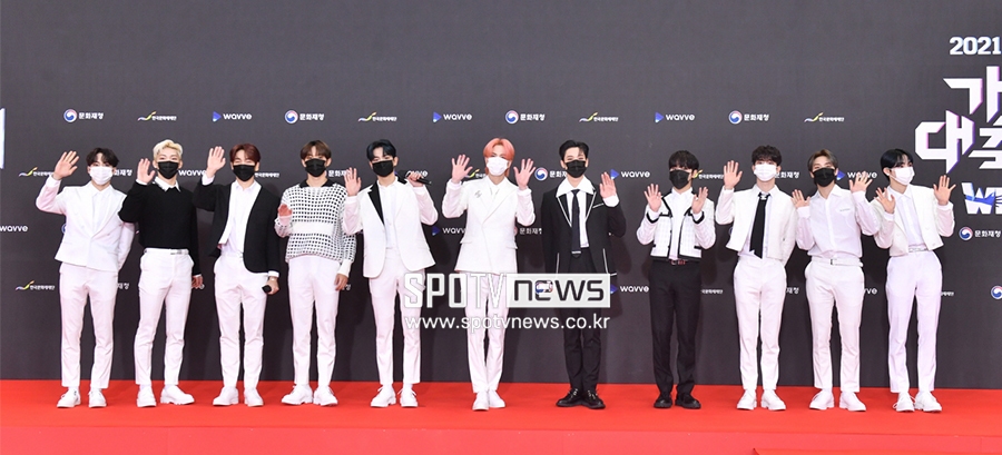 [포토S] 더보이즈, 블랙&화이트