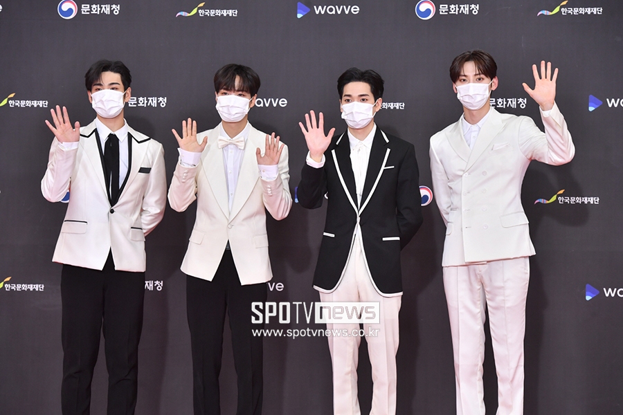 [포토S] 뉴이스트, 빠져드는 비주얼