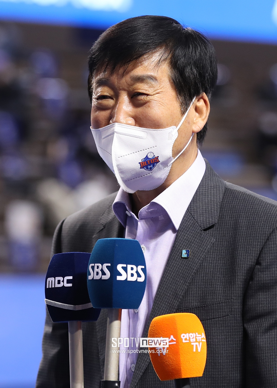 [포토S] IBK 김호철 감독, 인자한 미소