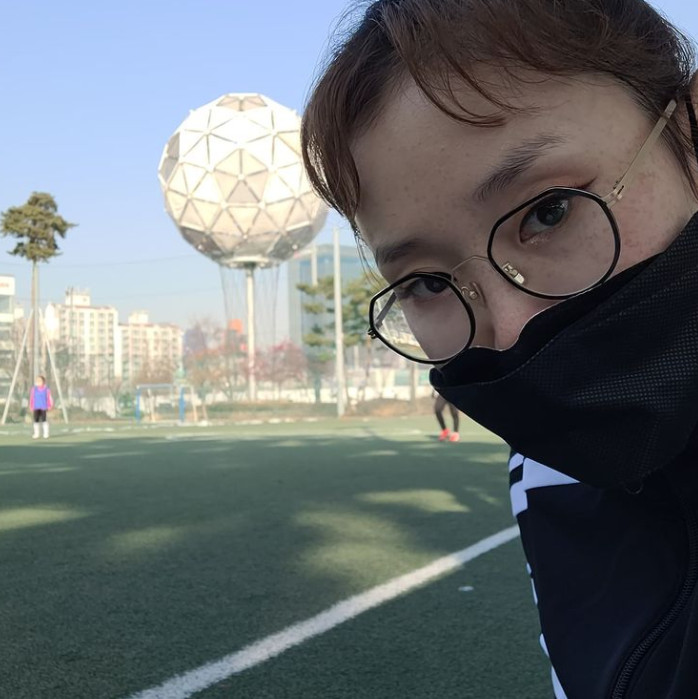 '골때녀' 박슬기에 쏟아진 '과몰입' 악플테러…송소희 "너그럽게 봐달라"