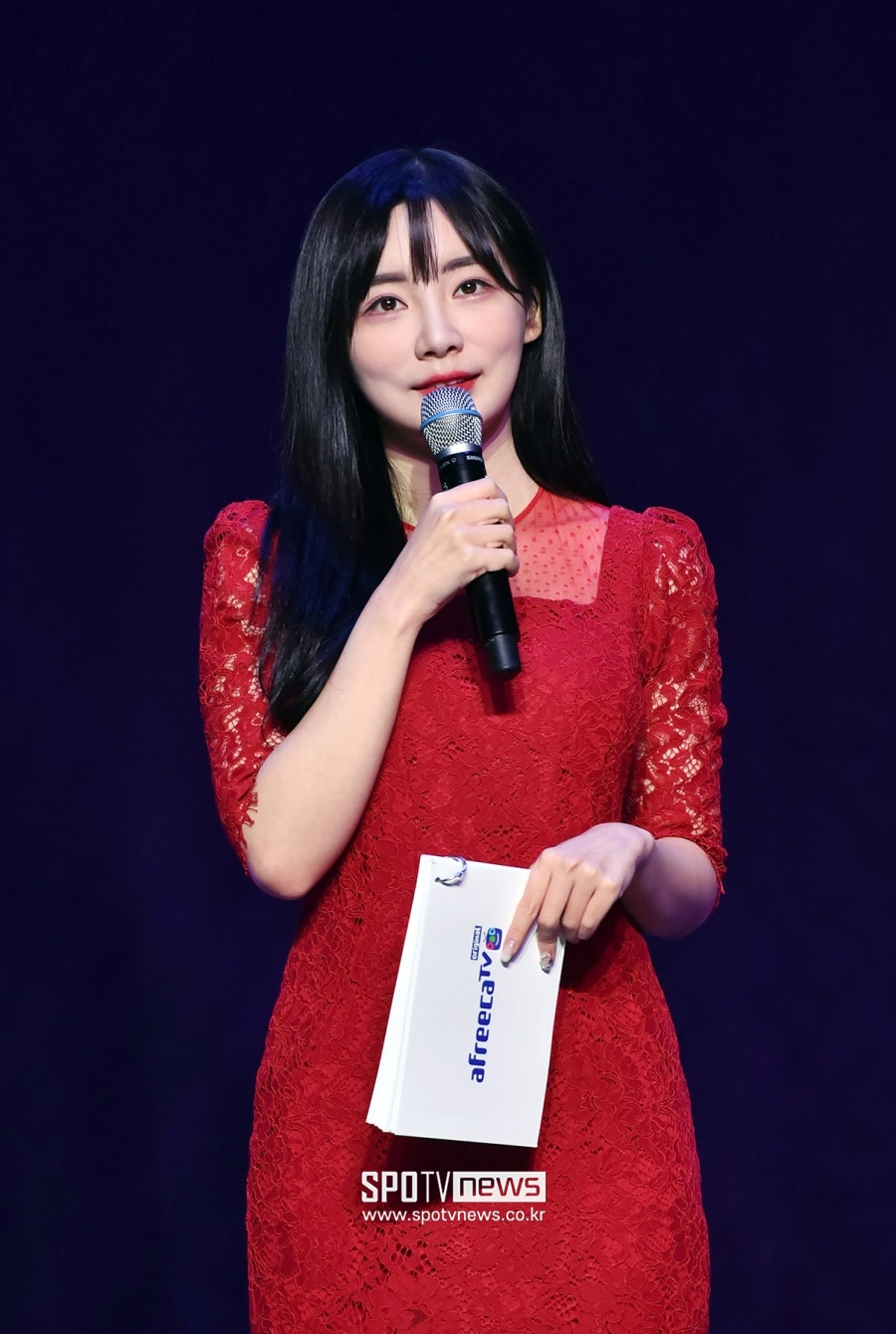 [포토]곽민선 아나운서, 매혹적 레드 드레스