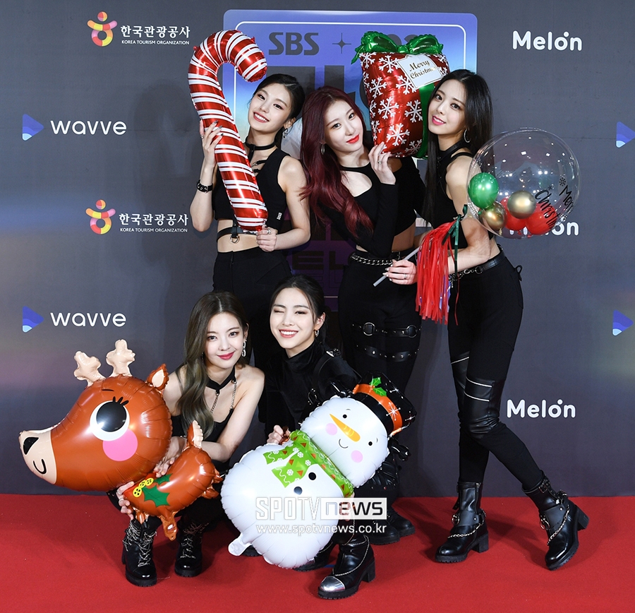 [포토S] 있지, '크리스마스 함께 즐겨요'