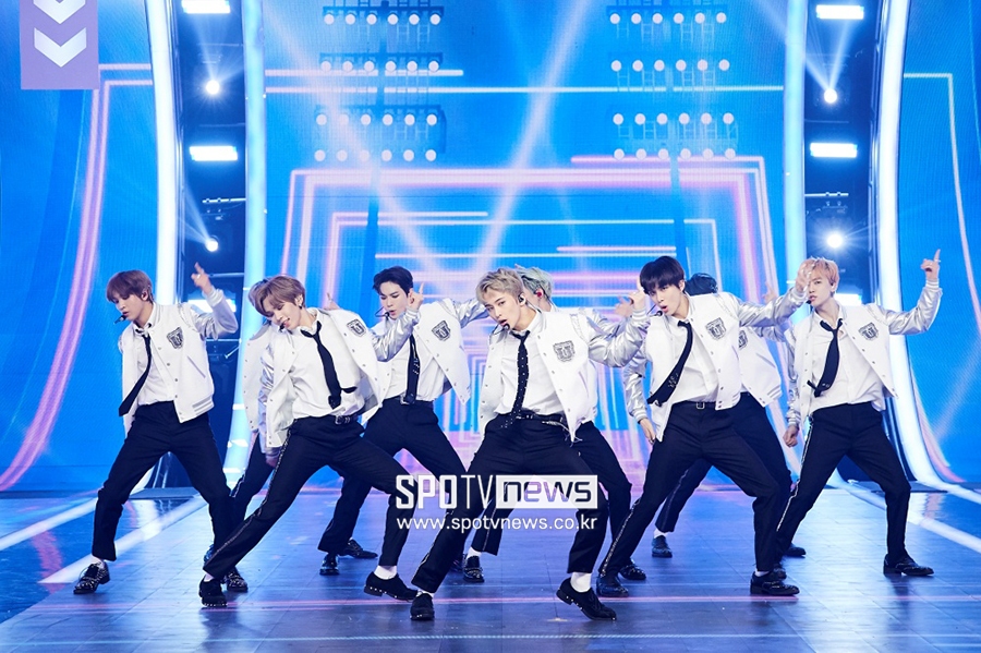 [포토S] NCT U, 파워풀 무대