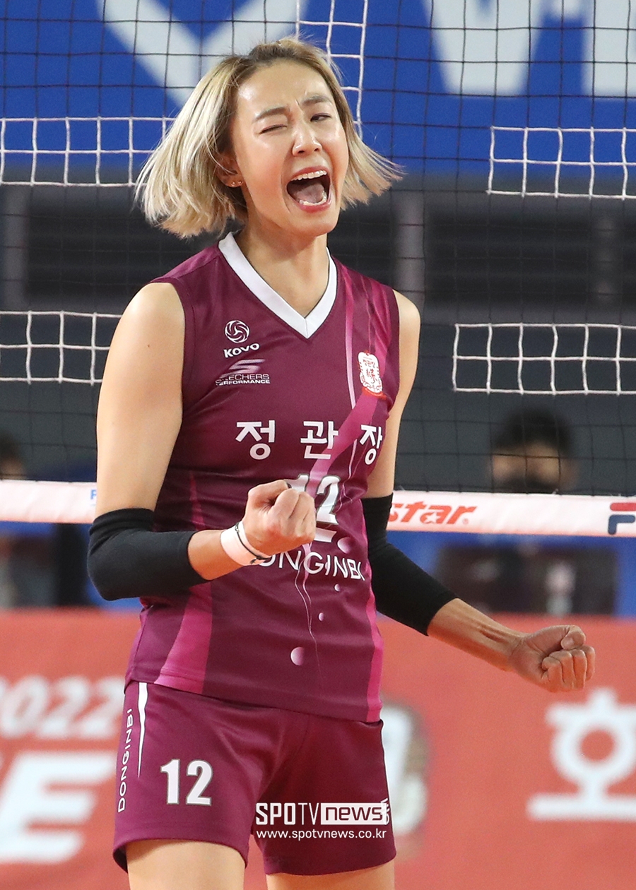 [포토S] 블로킹 성공한 한송이, 주먹 불끈!