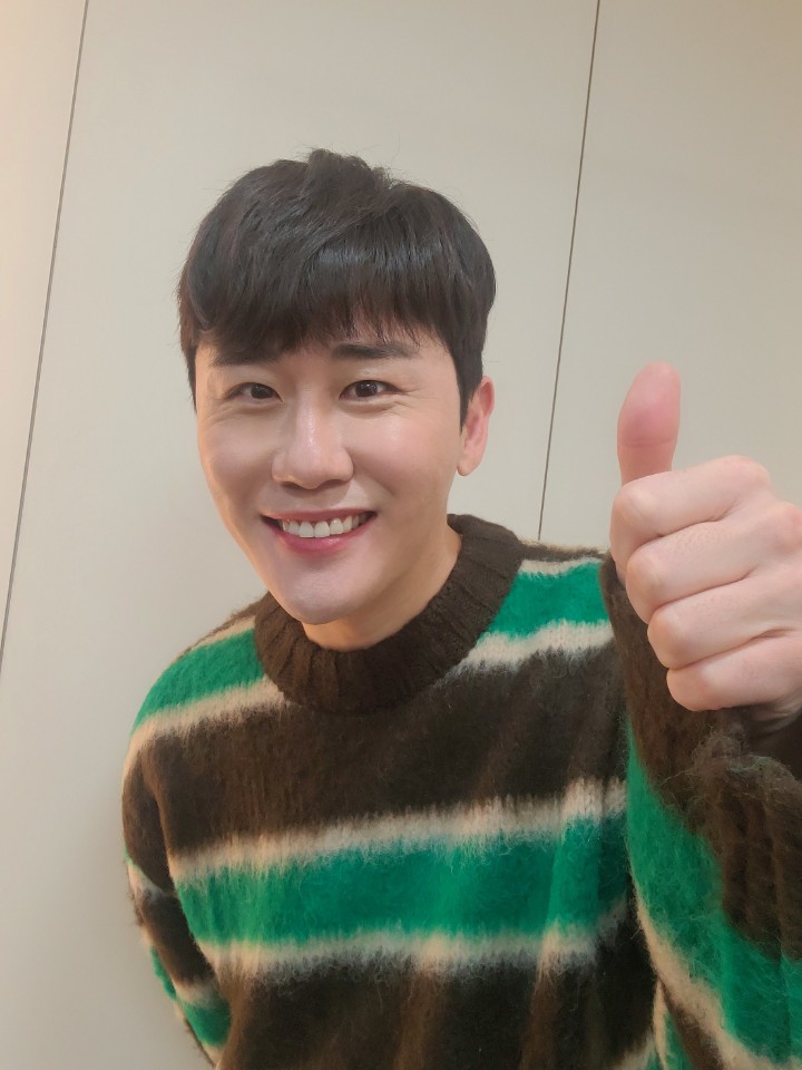 영탁, 논란‧분쟁에 정면 승부…"속이 뻥 뚫리는 신곡 준비 중"