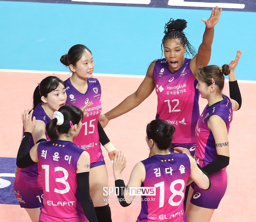 [포토S] 흥국생명, '도로공사 잡아 보자!'