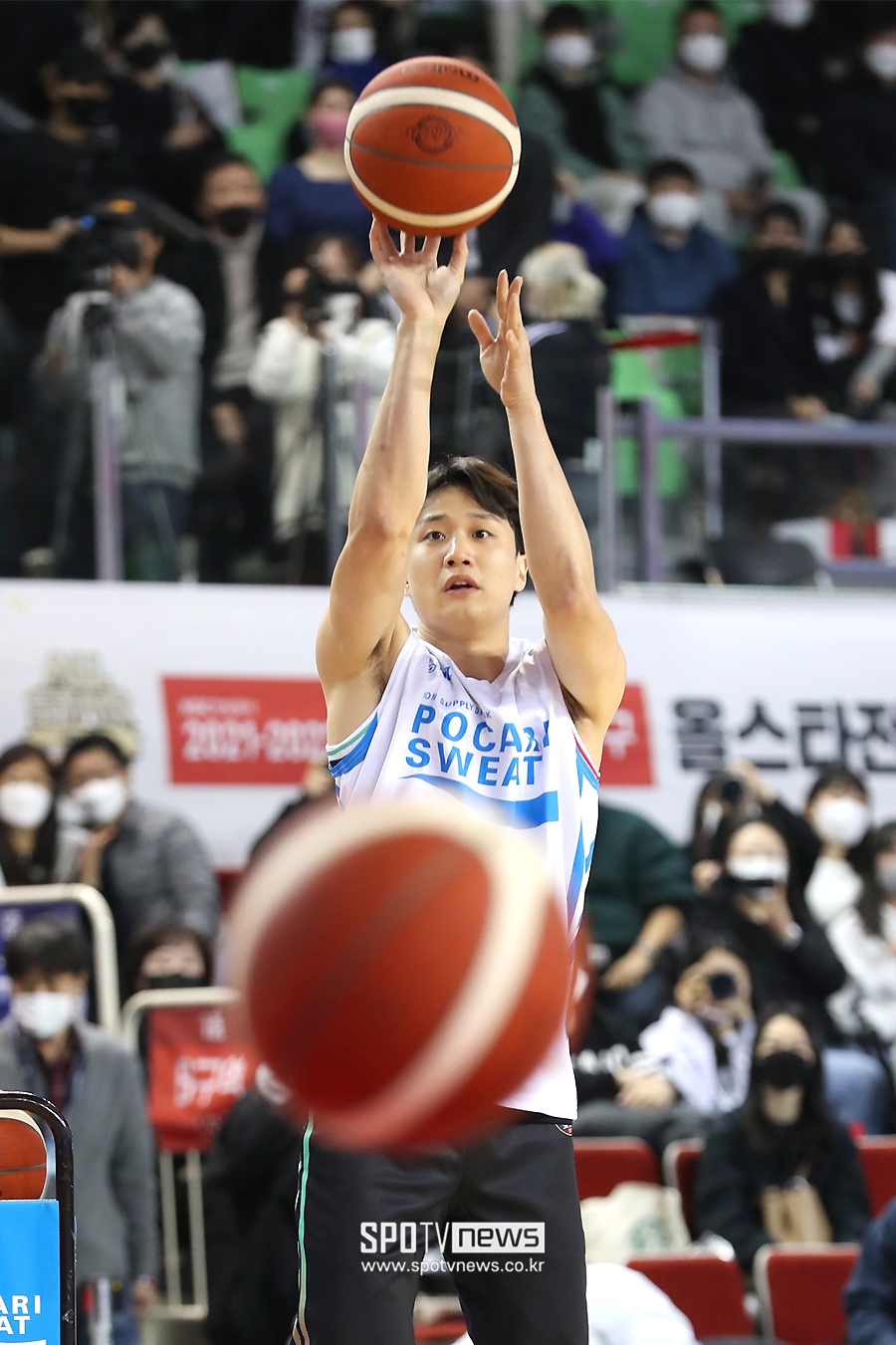 [포토S] '슛감 절정' 허웅, '3점슛 콘테스트 예선 1위'