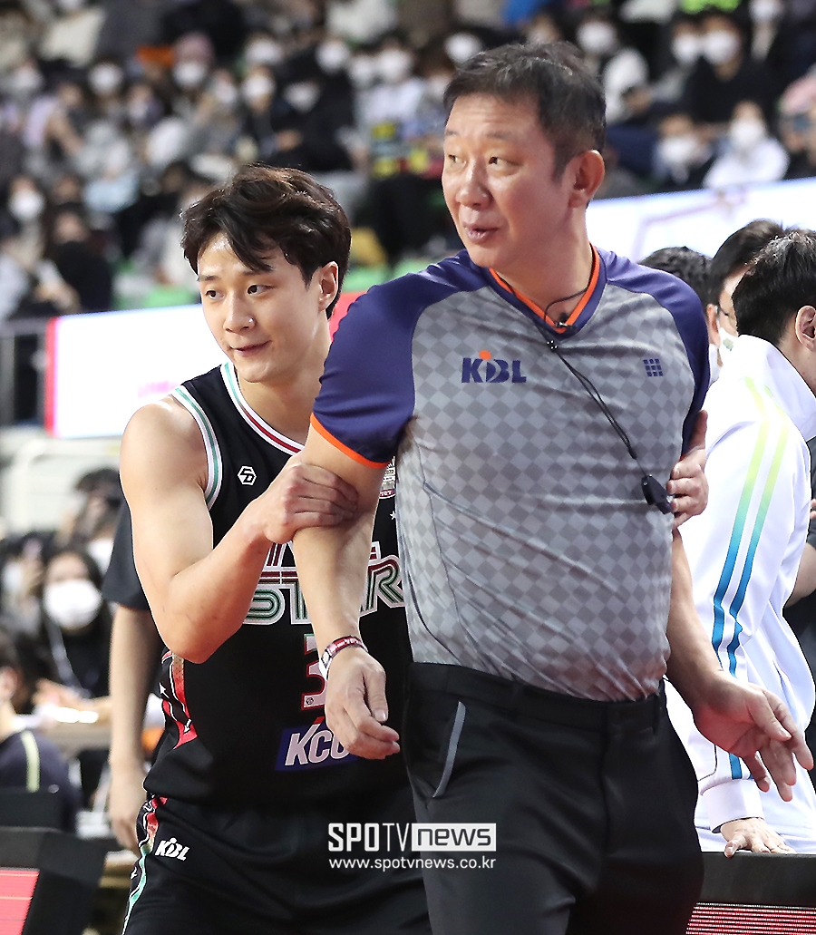 [포토S] 허웅, '아버지 이만 나가시죠'