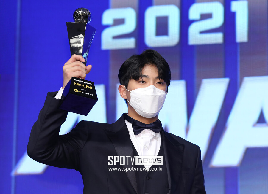 ▲ 2021년 KBO 신인왕에 오른 이의리.ⓒ곽혜미 기자