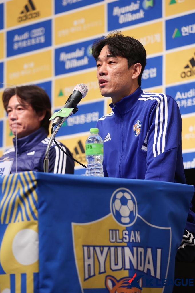 ▲ 박주영이 19일 울산미디어데이에서 기자회견을 하고 있다 ⓒ한국프로축구연맹