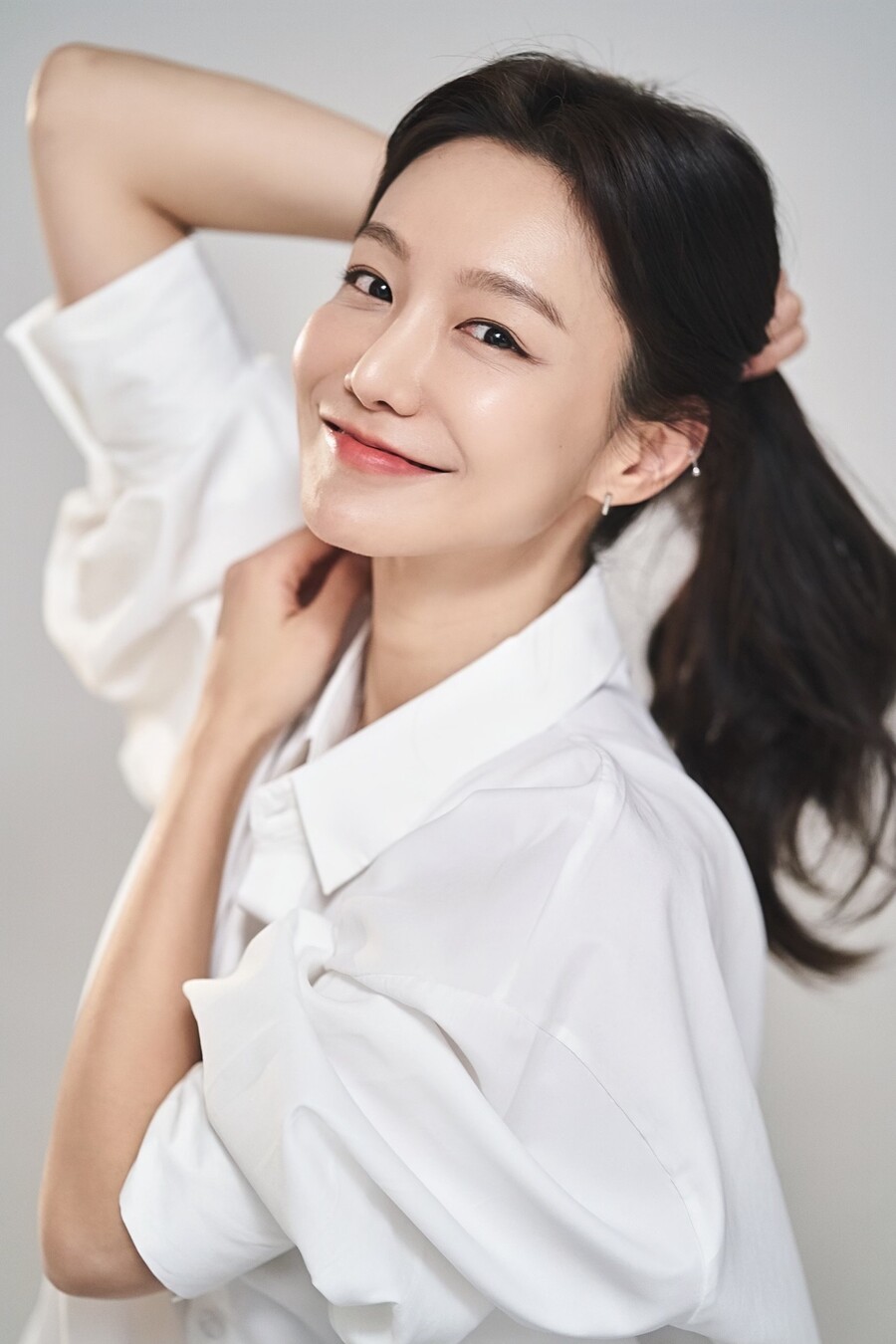 신소율, 오랜만의 방송 컴백…'언니들의 셰어하우스' 출연[공식]
