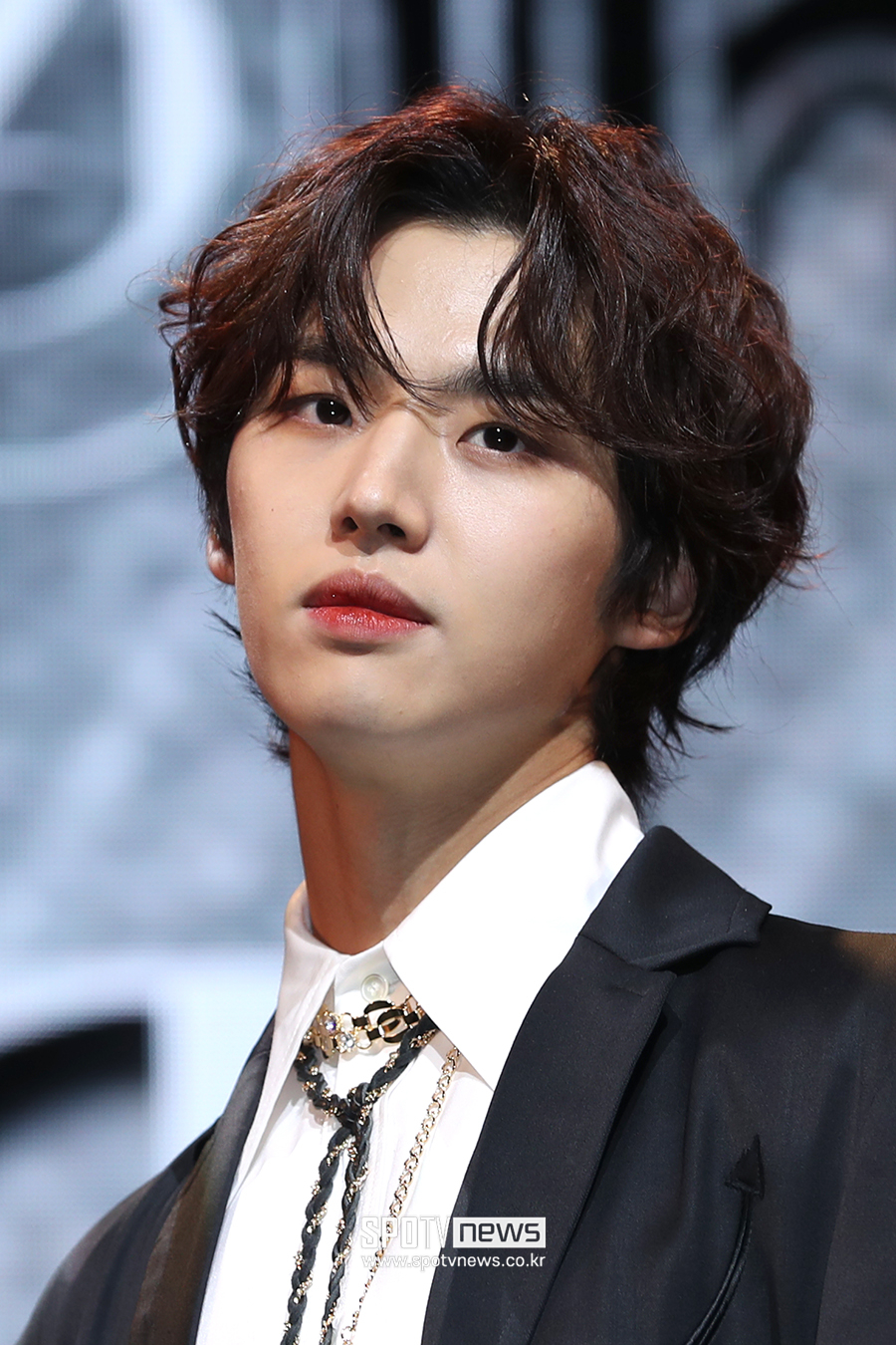 [포토S] 펜타곤 홍석, 빠져드는 비주얼