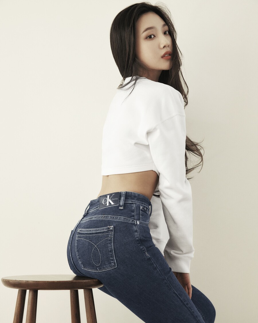 ▲ 레드벨벳 조이. 제공|캘빈클라인