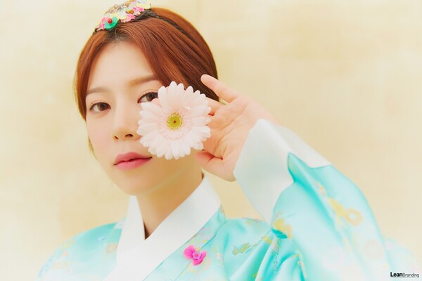 ▲ 코로나 의료진 위해 1000만 원을 기부한 양지은. 제공|린브랜딩
