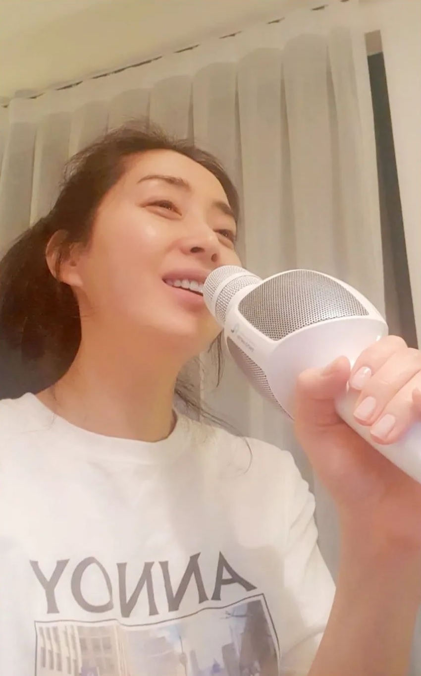 ▲ 출처| 송윤아 인스타그램