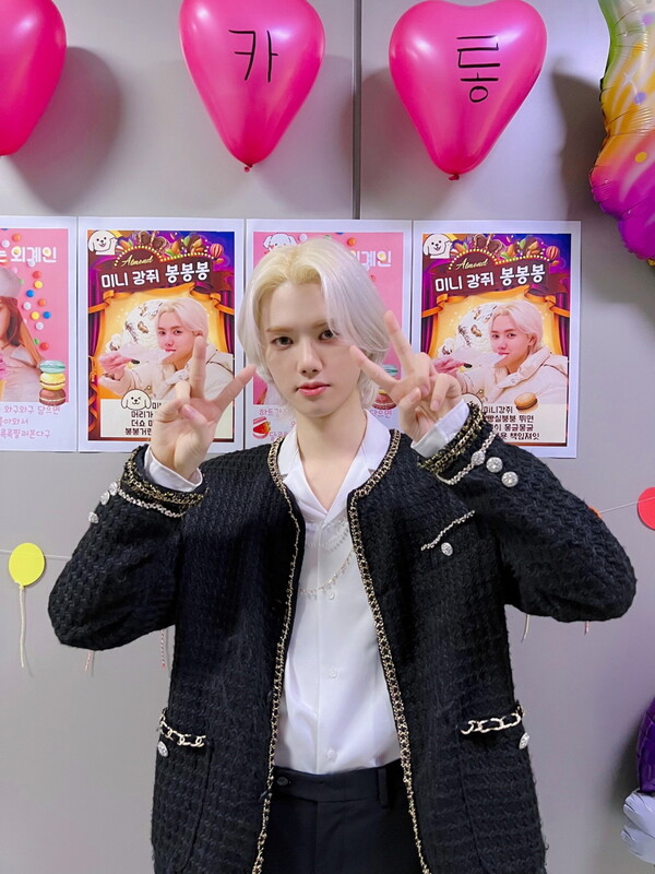 ▲ '더쇼' MC 신고식을 성공적으로 치른 크래비티 민희. 제공|스타쉽엔터테인먼트